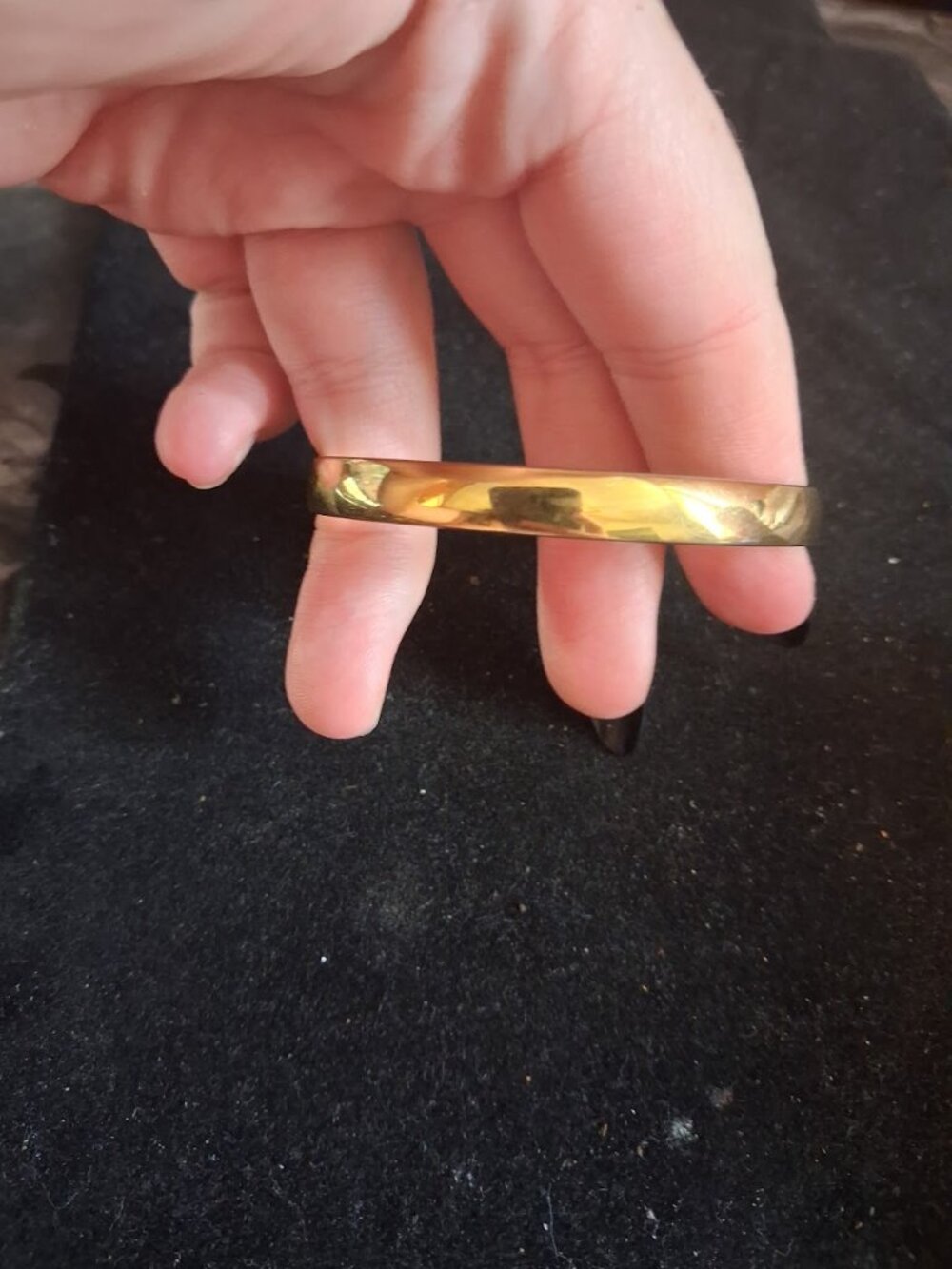 Monet bangle bracelet